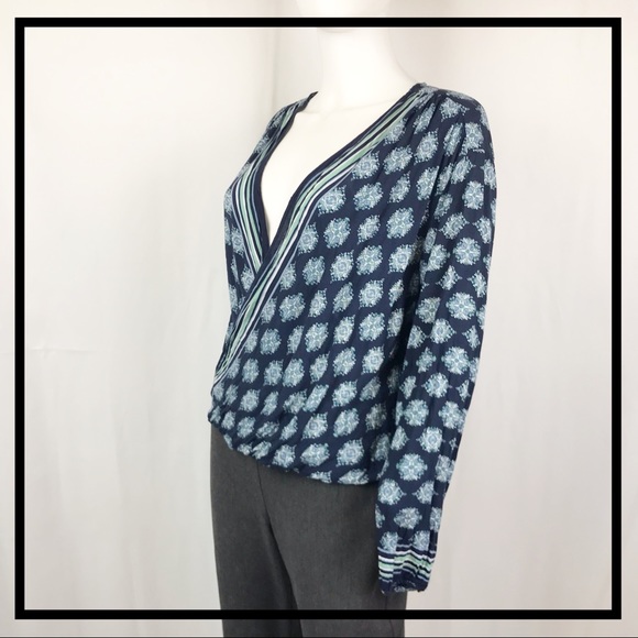 CATO Long Sleeve Blouse Size S - Picture 4 of 7